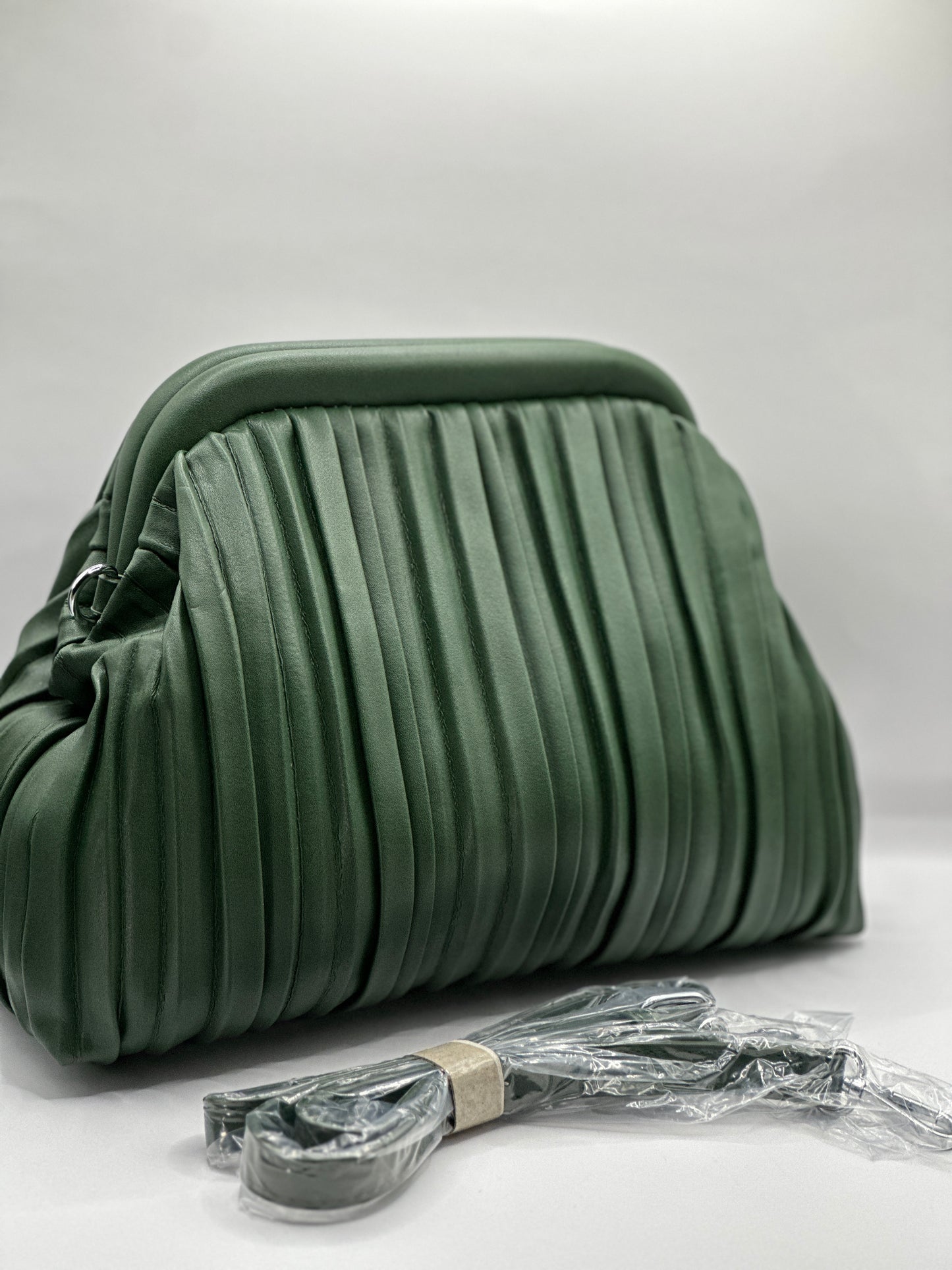 Linda - Pleated Bag